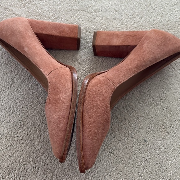 Loeffler Randall pointed suede pumps - Picture 4 of 10